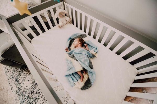 Lit bébé : trouvez le lit parfait pour votre enfant